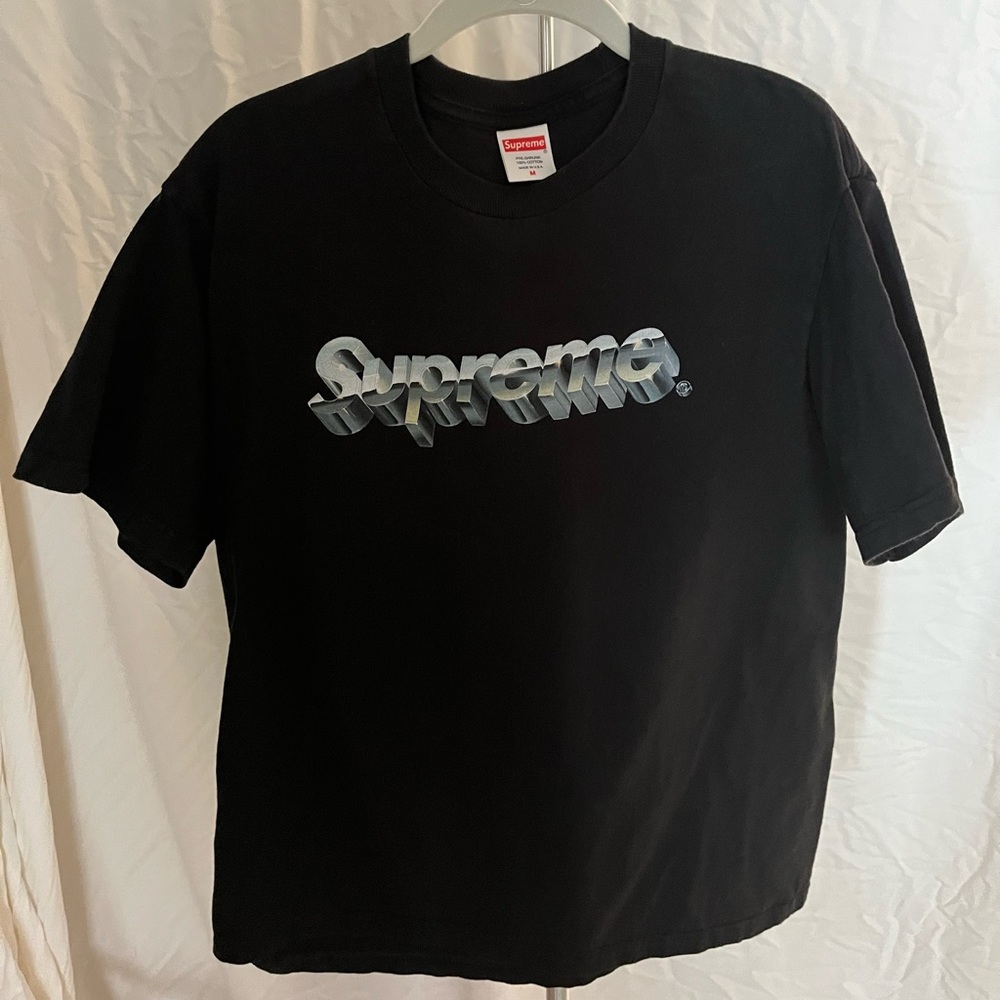 supreme tee